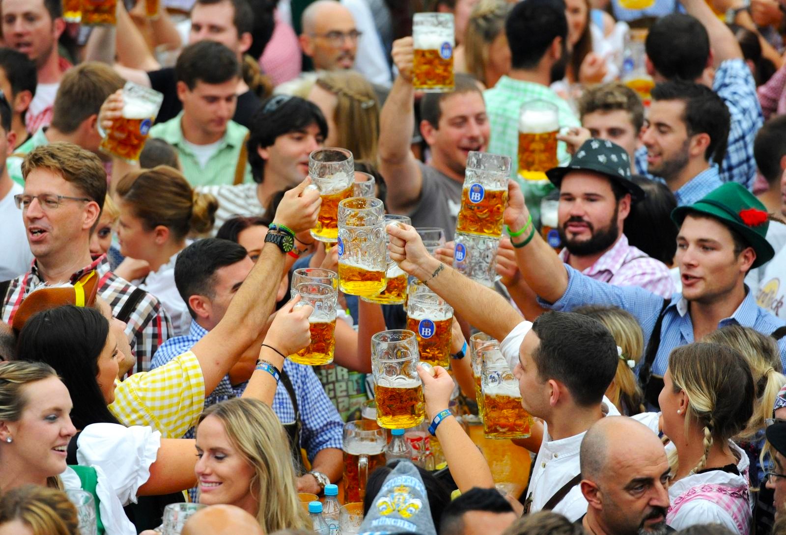 lederhosen hats