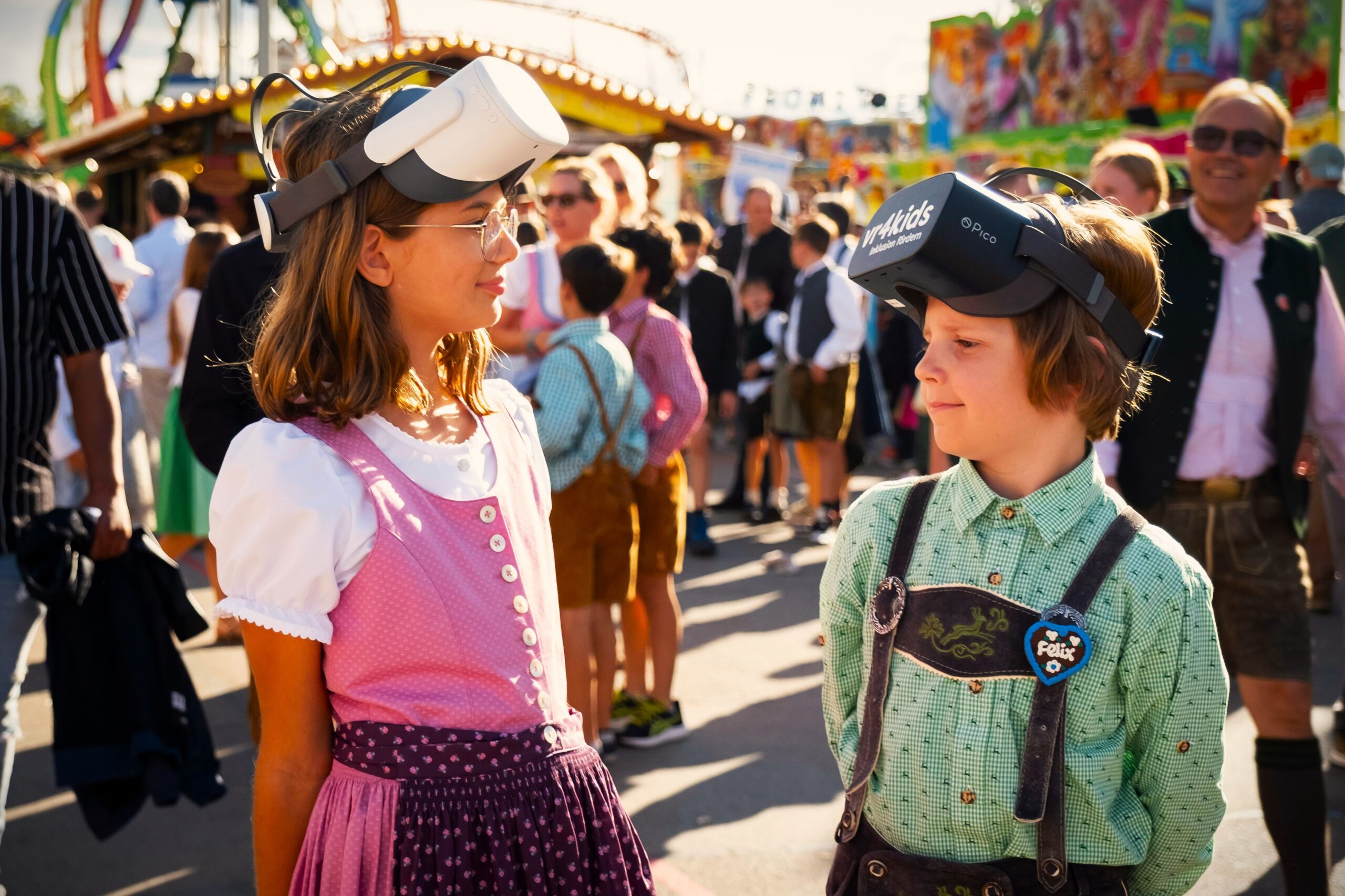 lederhosen suspenders