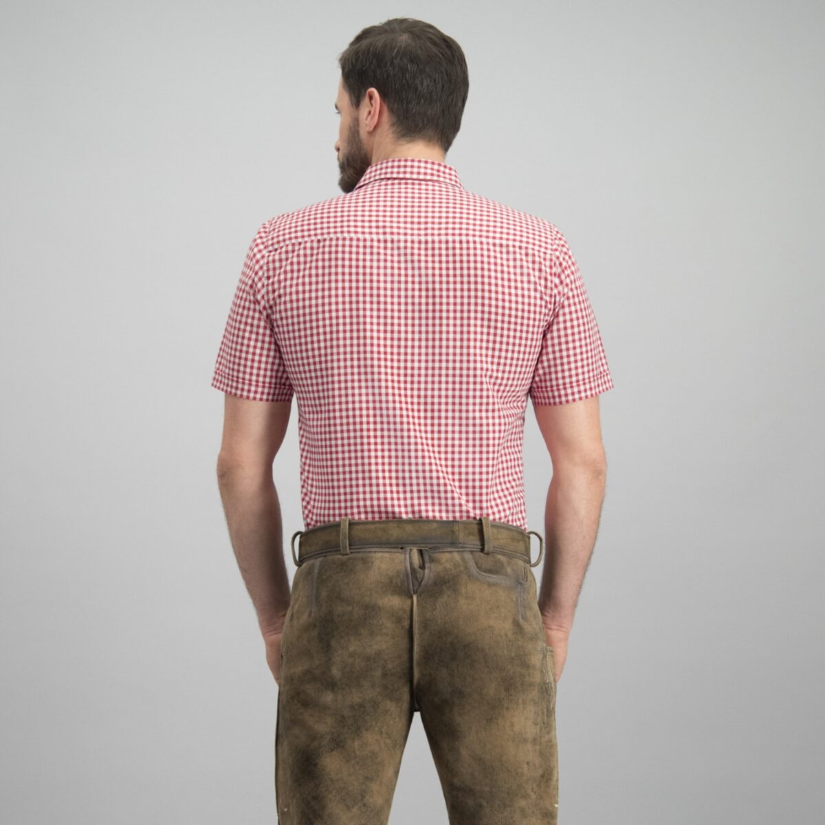 Back of short sleeve lederhosen shirt in red check pattern