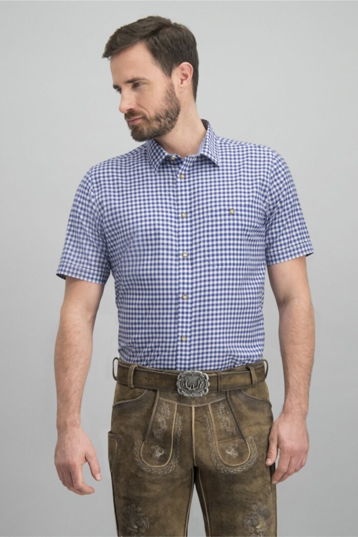 Man wearing Bavarian short sleeve shirt in blue gingham