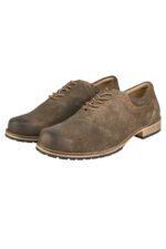 Traditional German Haferl shoes in vintage brown