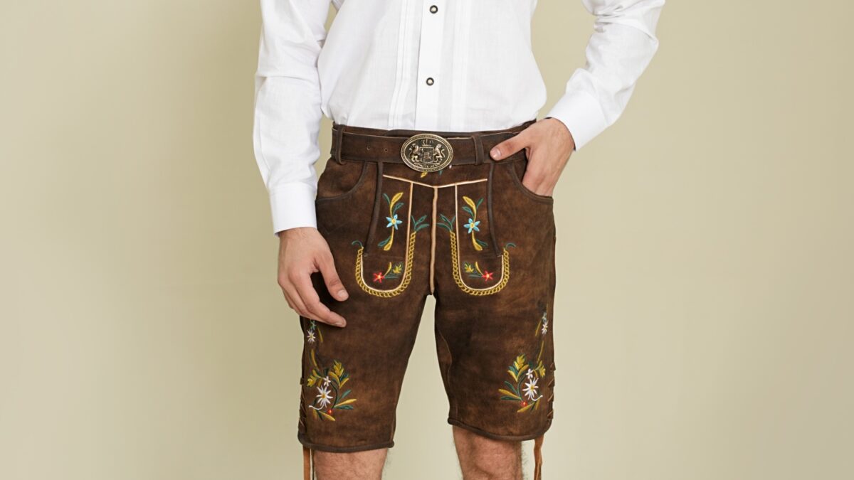 Walnut Bloom Oktoberfest Lederhosen - Lederhosen Outfit Walnut Bloom Oktoberfest Lederhosen - Lederhosen Outfit